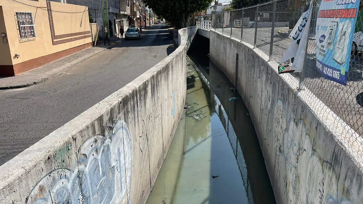 Agua