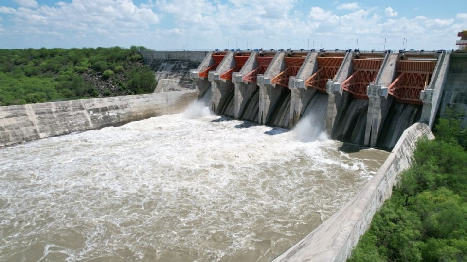 Nuevo León – Continúa desfogue de El Cuchillo; agua va para presa de Tamaulipas (ABC Noticias)