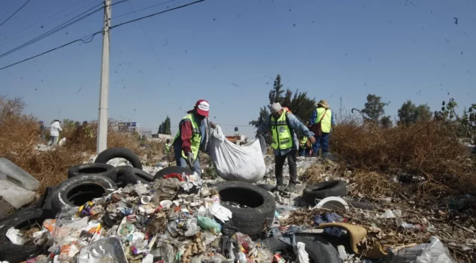 Estado de México – Sancionarán severamente en Ecatepec a quienes tiren basura o desperdicien agua potable (889 Noticias)
