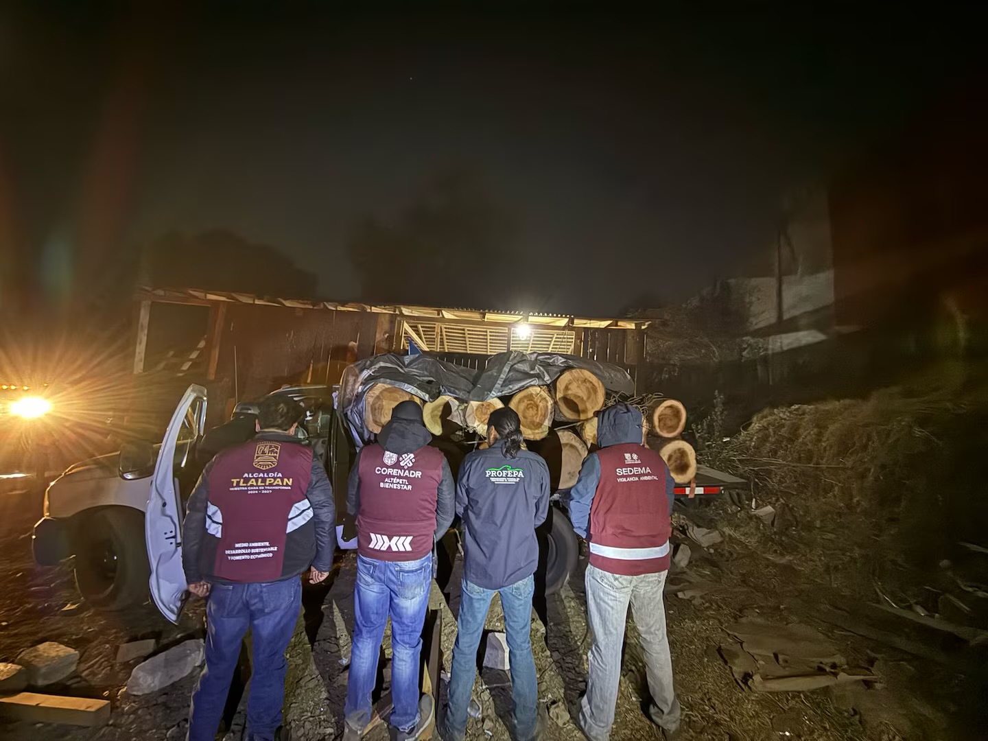 Ciudad de México – Desmantelan dos aserraderos ilegales en el Bosque de Agua y aseguran 24 m³ de madera (La Crónica de Hoy)