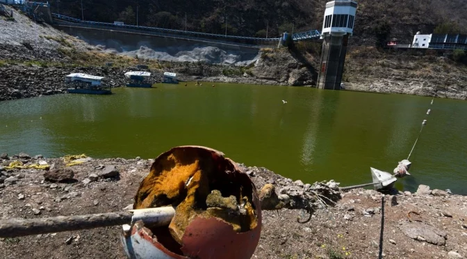 Ciudad de México – Extracciones minan disponibilidad de agua en el Cutzamala (La Jornada)