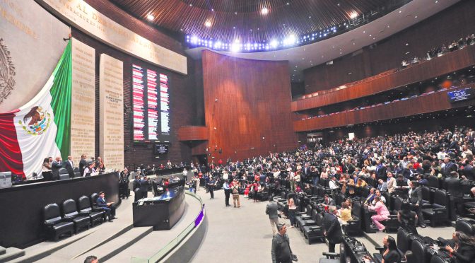 México-En la congeladora, 130 iniciativas sobre agua (El Economista)