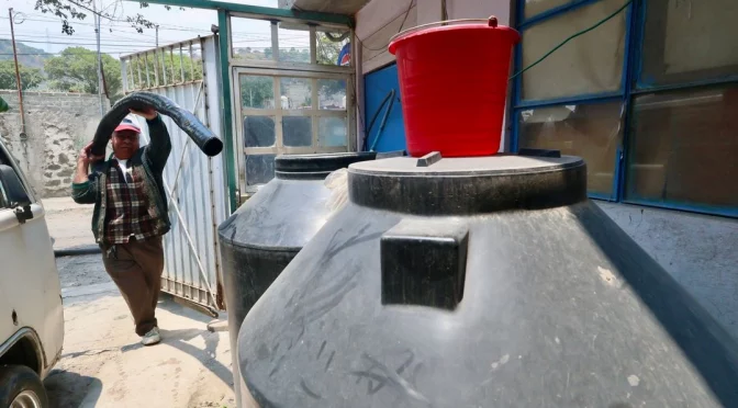 Tamaulipas – Por sequía, autoridades de Nuevo Laredo valoran suministrar agua en tandeos. (La Jornada)