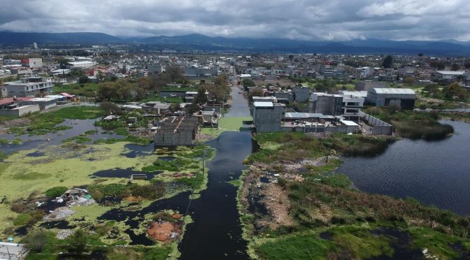 Edomex – Más de dos semanas bajo el agua: Lluvias elevan niveles de anegación en Lerma (El Universal)