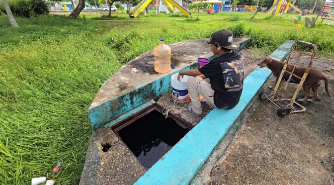 Veracruz -Una vez más los “ojos de agua” rescatan a la población ante el desabasto (+Noticias)