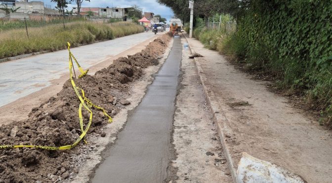 Guanajuato – Avanza construcción de línea de agua tratada para riego de parques y jardines (Gobierno del Estado de Guanajuato)