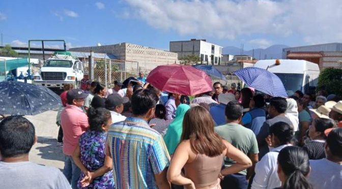 Nayarit – Avanza privatización, mil 500 ejidos ceden tierras y concesiones de agua a desarrollos privados. (La Jornada)