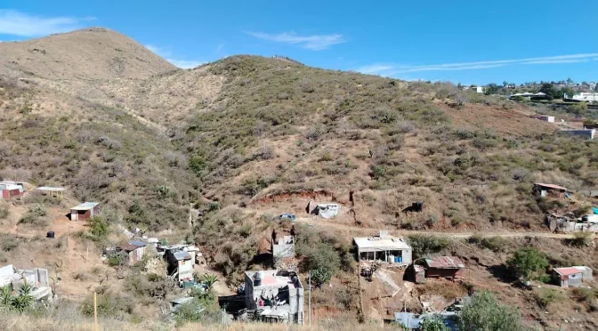 Guanajuato – Vecinos de Presa de Guanajuato siguen sin agua potable. (El Sol de León)