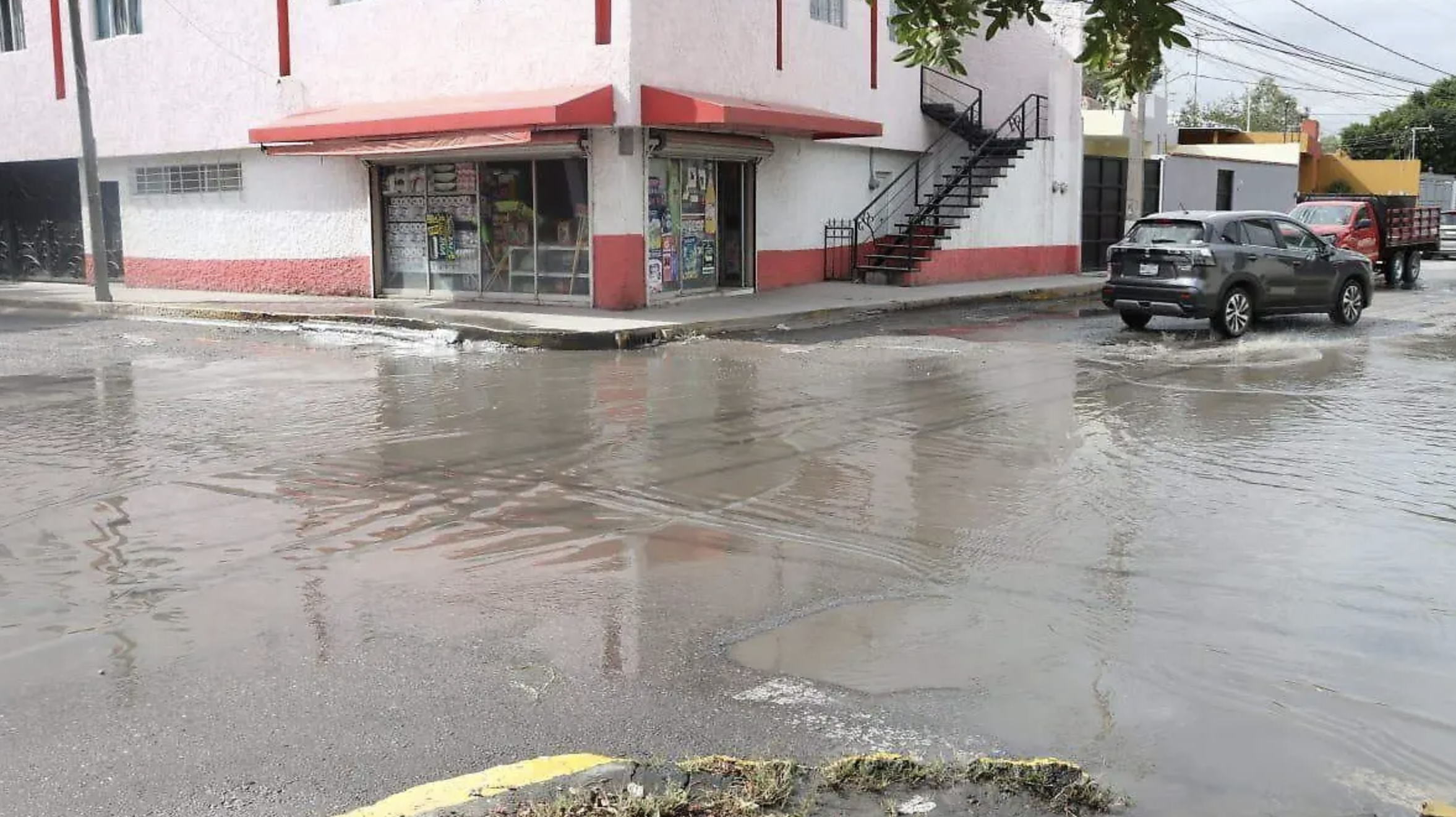 San Luis Potosí-Analizan reformas para impulsar captación y reutilización de aguas pluviales en SLP (El Sol de San Luis)