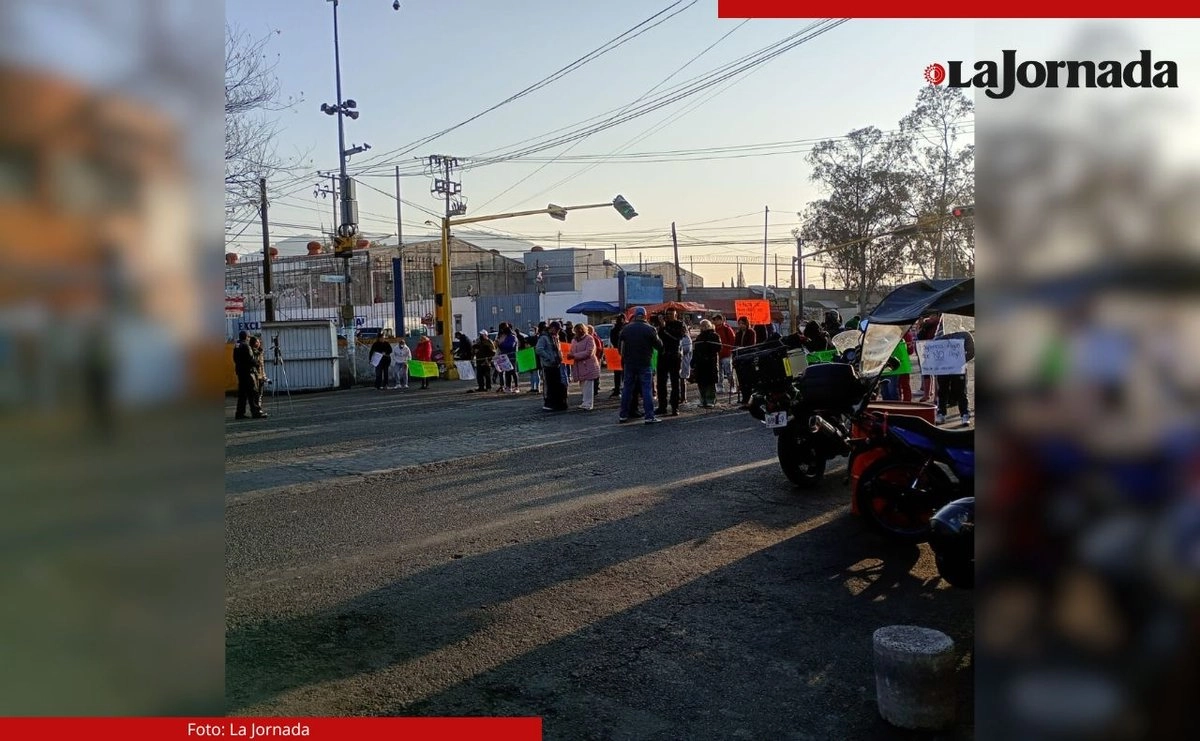 Edomex. – Bloqueos en La Paz y Neza por falta de agua potable; tienen más de un año sin suministro (La Jornada)