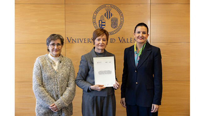 Internacional-Nace en la UV una cátedra pionera que conecta agua y bioenergía para hacer frente a los retos medioambientales (Industria Química)