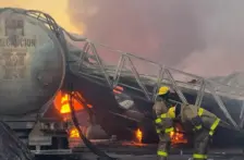 Guanajuato–Mitigan incendio en fábrica de pegamentos en León; usan 182 mil litros de agua (Noticias Vespertinas)