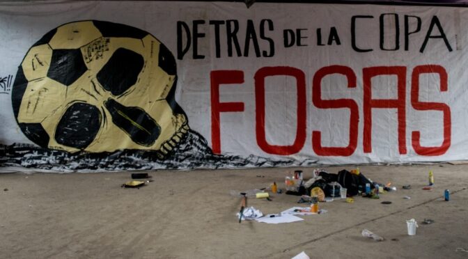 CDMX – En defensa del agua y contra las desapariciones, la protesta en el bajopuente del Estadio Azteca durante visita de Brugada (Desinformémos)