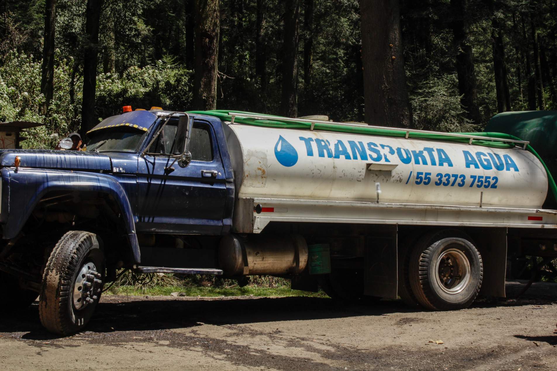 Puebla-Cobran hasta mil 700 pesos por pipa de agua en Xaxamayo, denuncian habitantes (La Jornada de Oriente)