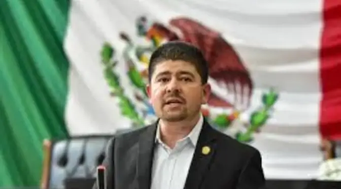 México–Revela diputado Mireles que hay productores con concesiones para extraer millones de metros cúbicos de agua (El Heraldo de Chihuahua)