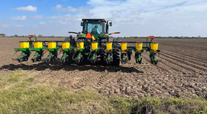 México–Entrega de agua a EE.UU. afectaría más de 300 mil hectáreas de cultivos (La Crónica)