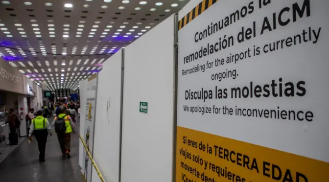 Ciudad de México – Falta de agua, caos ante obras y estacionamiento limitado: quejas de usuarios del AICM (La Jornada)