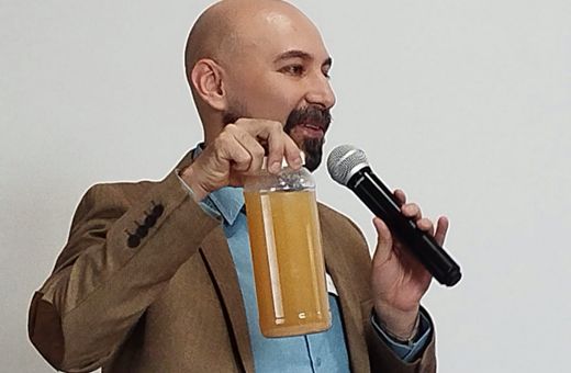 Agua