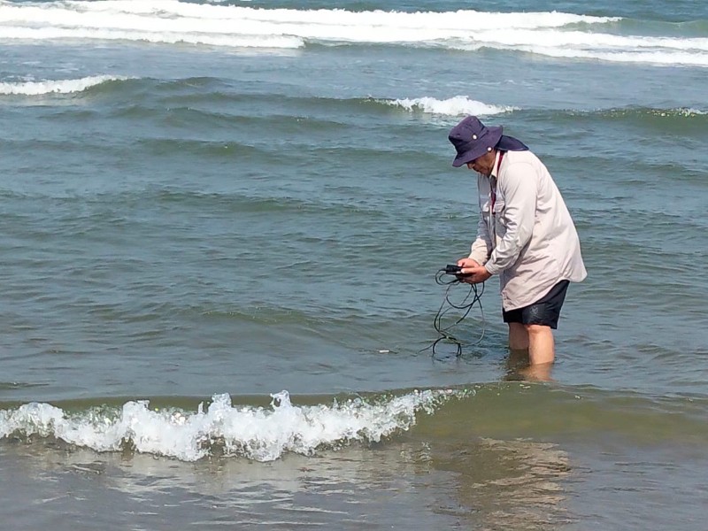 Xalapa-Tras derrame, Conagua investiga manchas de hidrocarburo en playas (MN)