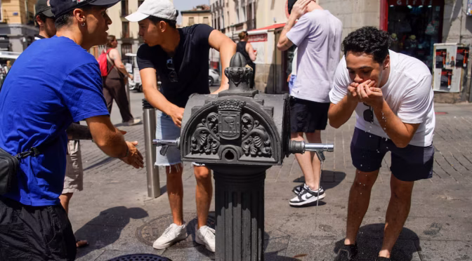 Mundo – La razón por la que el agua ha cambiado de olor y sabor en algunas zonas de Madrid: una maniobra en los sistemas de filtrado (El País)