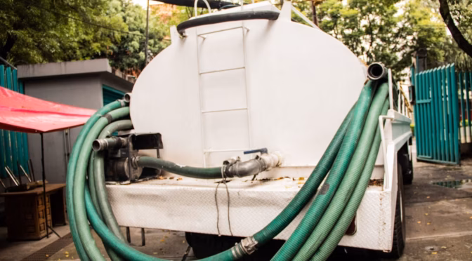 Guanajuato – Hallan bacterias e irregularidades en pipas de agua potable en Guanajuato (Milenio)
