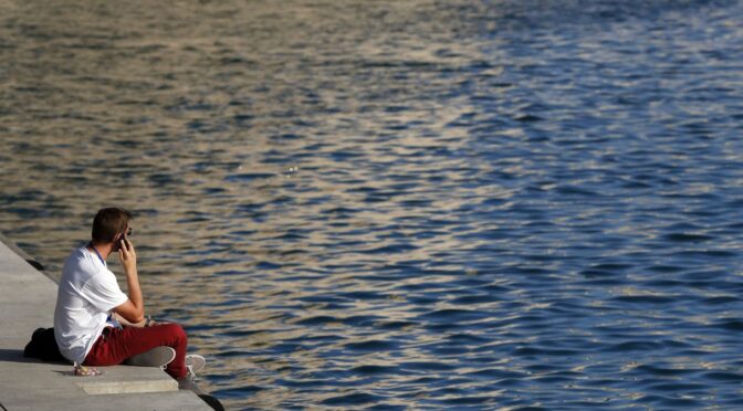 Internacional-Alerta estudio de la contaminación de químicos eternos en las aguas de baño francesas (El Comentario)