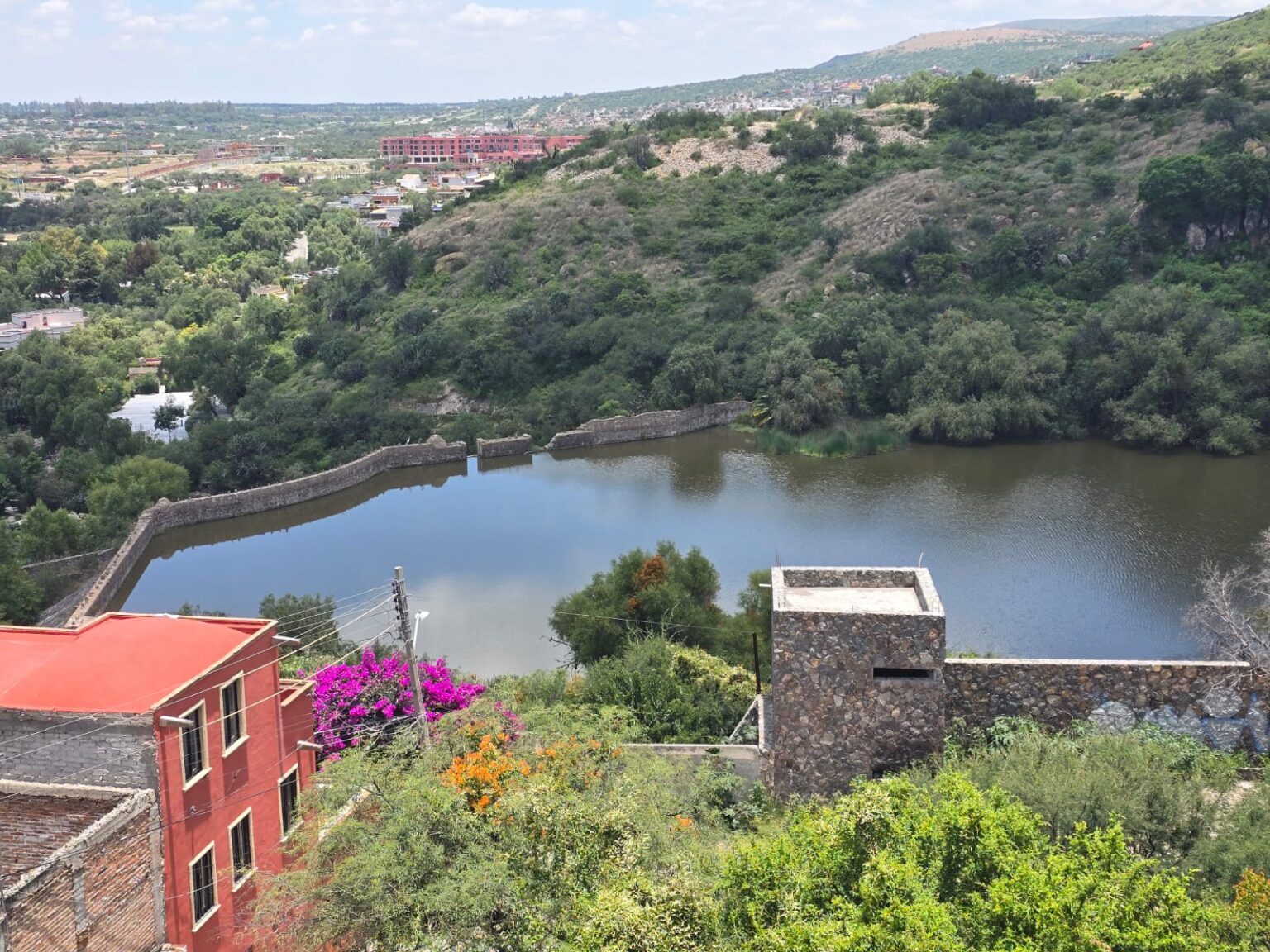 Guanajuato – Más de un año y se estanca caso del Hotel Live Aqua; Conagua y Profepa reservan expediente (Zona Franca)