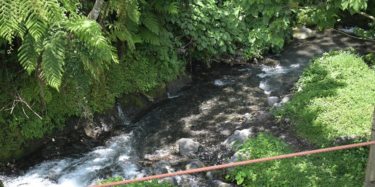 Conexiones-agua-comunidad-sosteniblidad