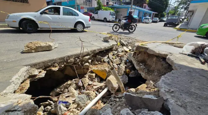Guerrero – Vecinos de la Progreso denuncian abandono de obra tras reparación de fuga de agua (El Sol De Acapulco)