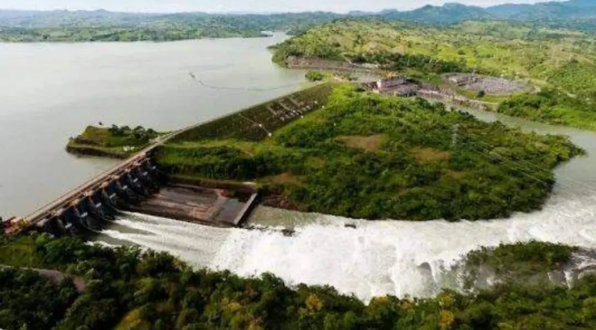 Chiapas – Debido a intensas lluvias desfogan presa Peñitas en Chiapas (Diario del Sur)