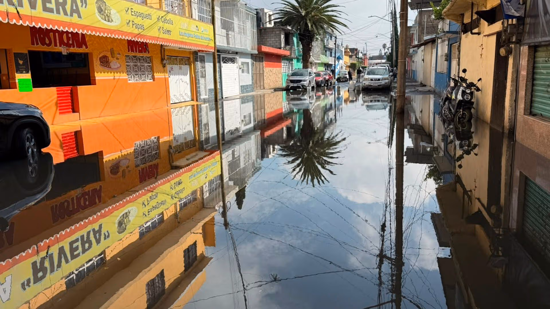 Ciudad de México–Colonia Providencia bajo el agua; N+ ingresa a casa inundada por intensas lluvias en CDMX (N+)