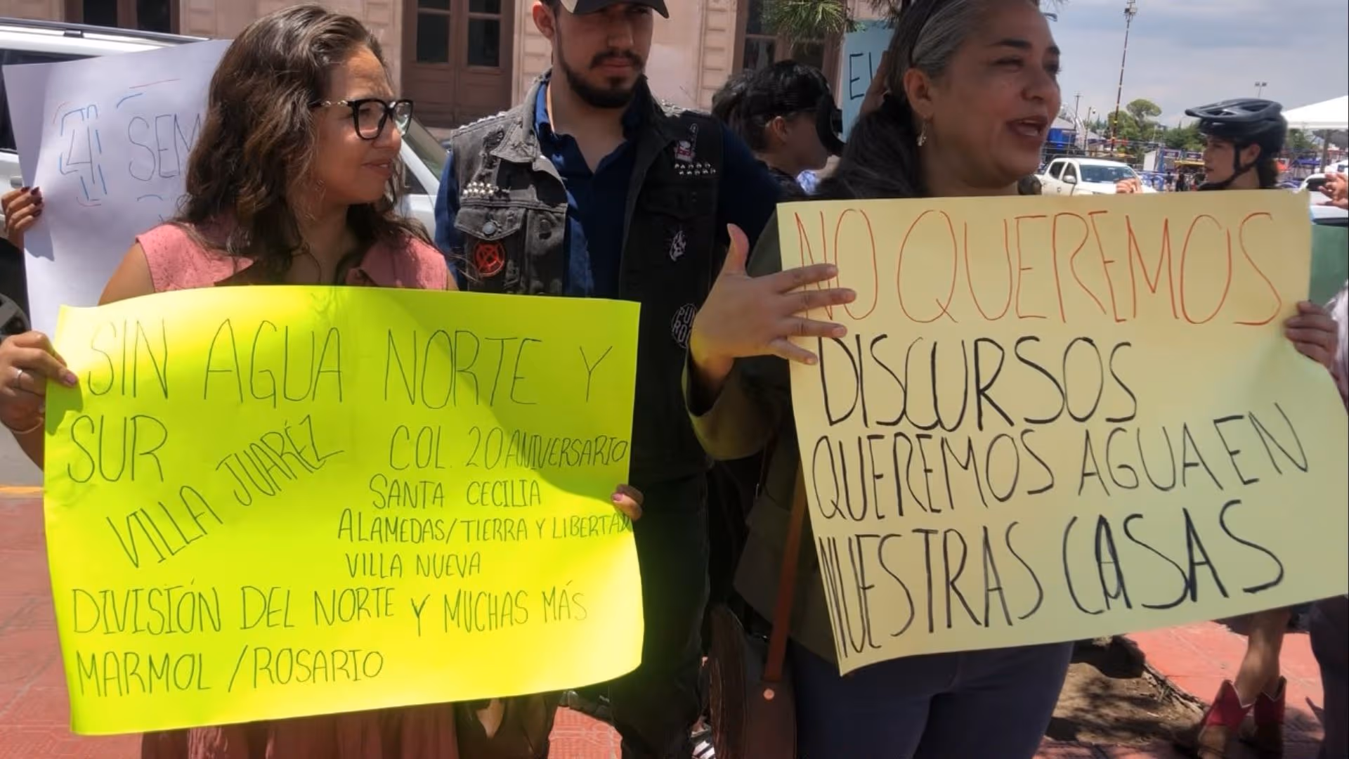 Chihuahua – Protestan Frente a Palacio de Gobierno por Falta de Agua en Diversas Colonias de Chihuahua (N+)