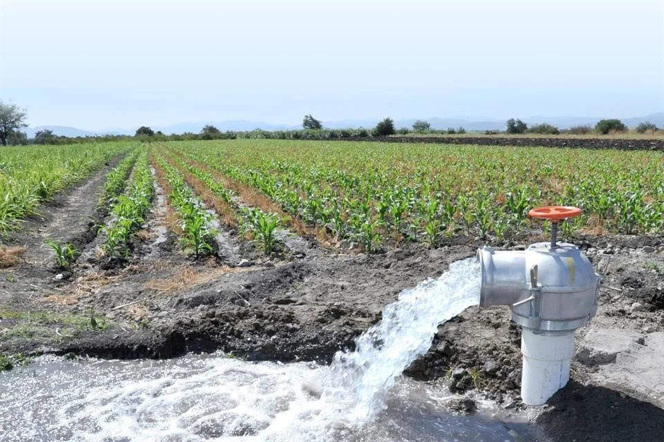 México – Endurecen requisitos en agua concesionada (Reforma)
