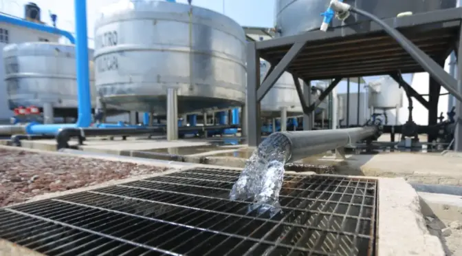 Estado de México – Ve alcaldesa de Ecatepec intereses políticos en amparos por el agua; acatará fallo de la Suprema Corte (La Prensa)