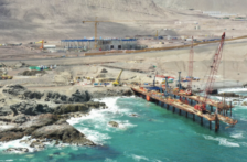 Chile – Agua del mar para la minería: Chile acelera la desalinización mientras científicos advierten vacíos ambientales (Mongabay Latam)