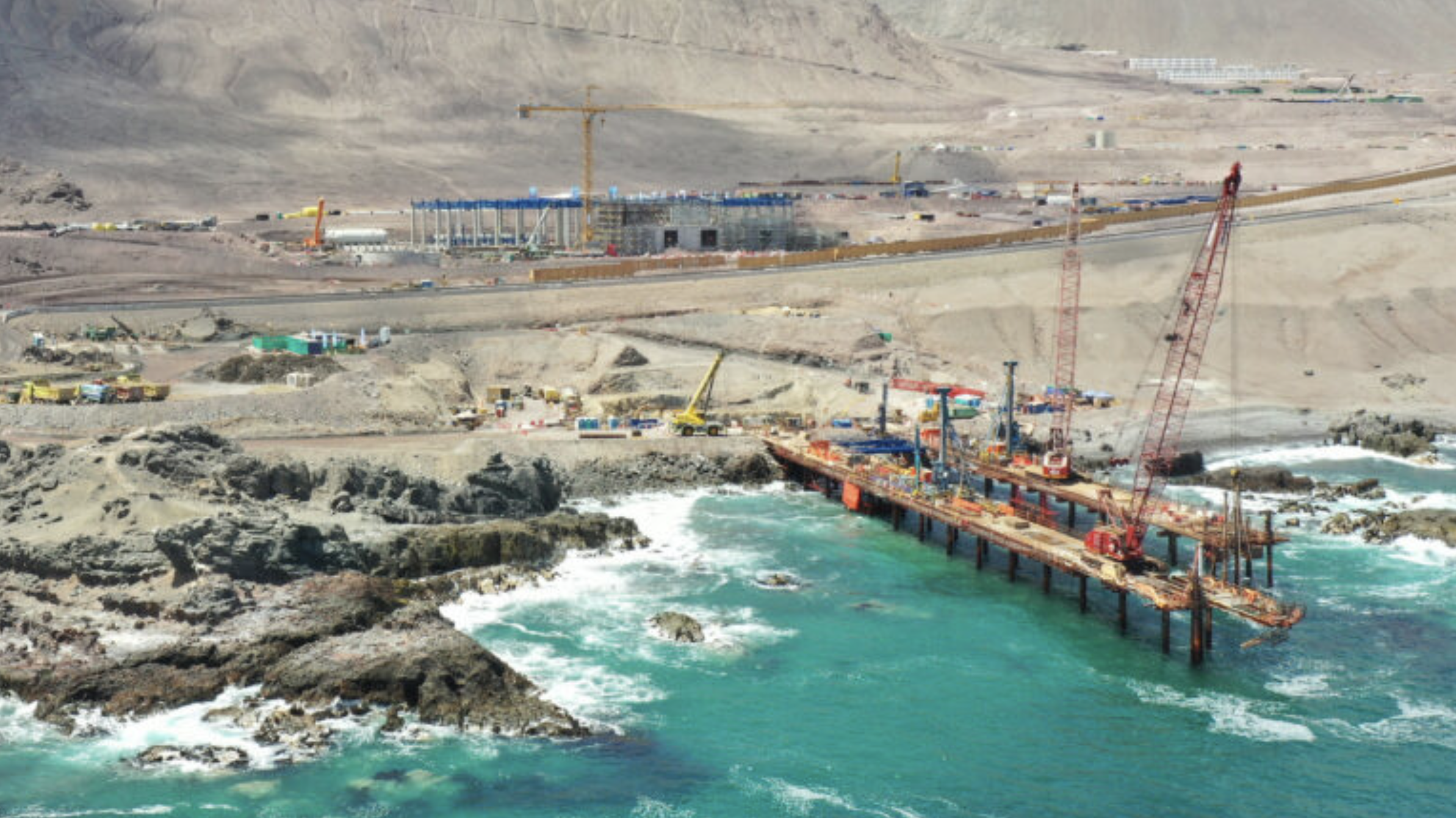 Chile – Agua del mar para la minería: Chile acelera la desalinización mientras científicos advierten vacíos ambientales (Mongabay Latam)