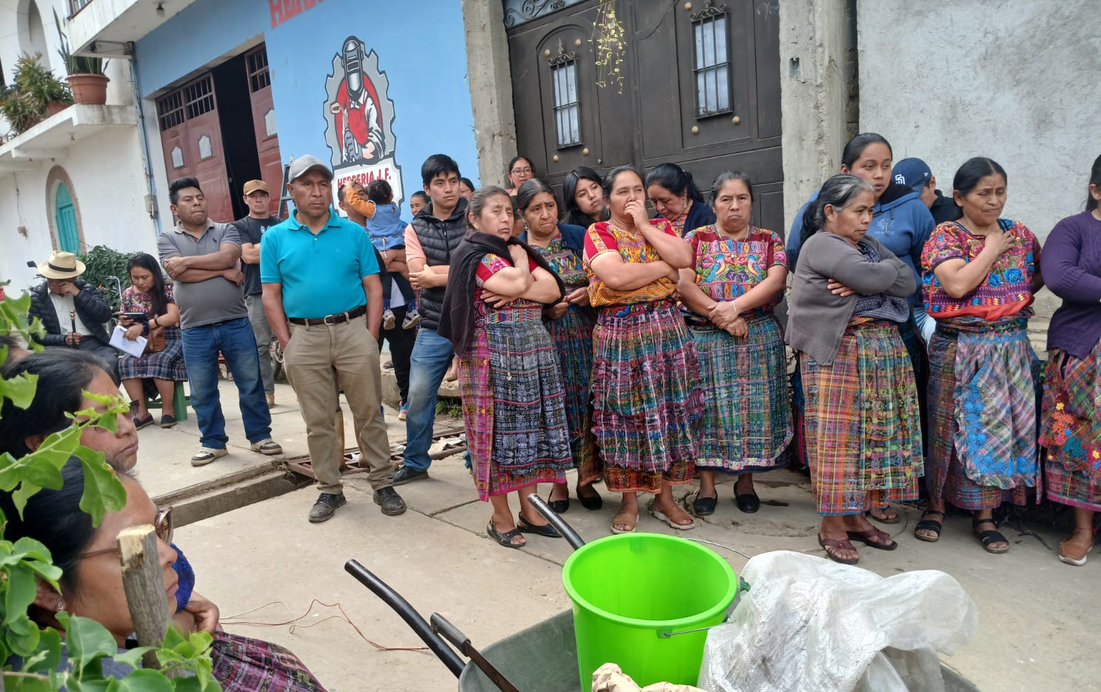 Internacional – Organización comunitaria permite que vecinos de Chicoy, Comalapa, recuperen acceso al agua (Desinformémonos)