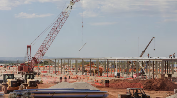 Internacional – Texas toma medidas para sancionar a los centros de datos por infracciones con el uso del agua (Infobae)