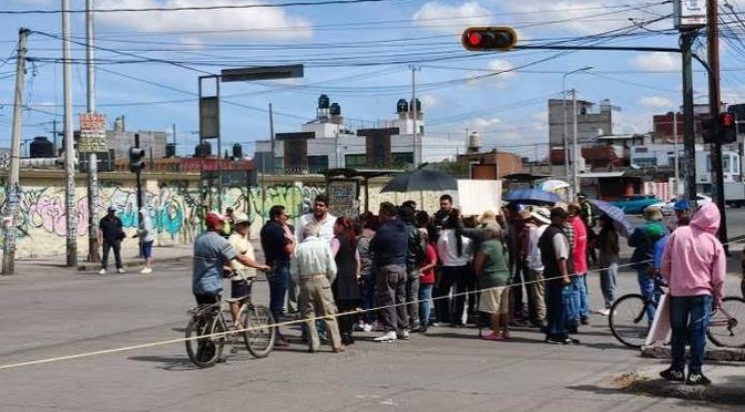 Puebla – Vecinos del sur reclaman al director de Agua de Puebla mala calidad en el servicio (La Jornada de Oriente)