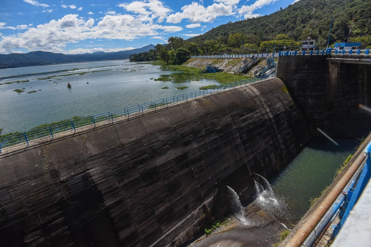CDMX/Edomex – Sistema Cutzamala está al 93.9% de capacidad, registro histórico para última etapa de temporada de lluvias (La Jornada)