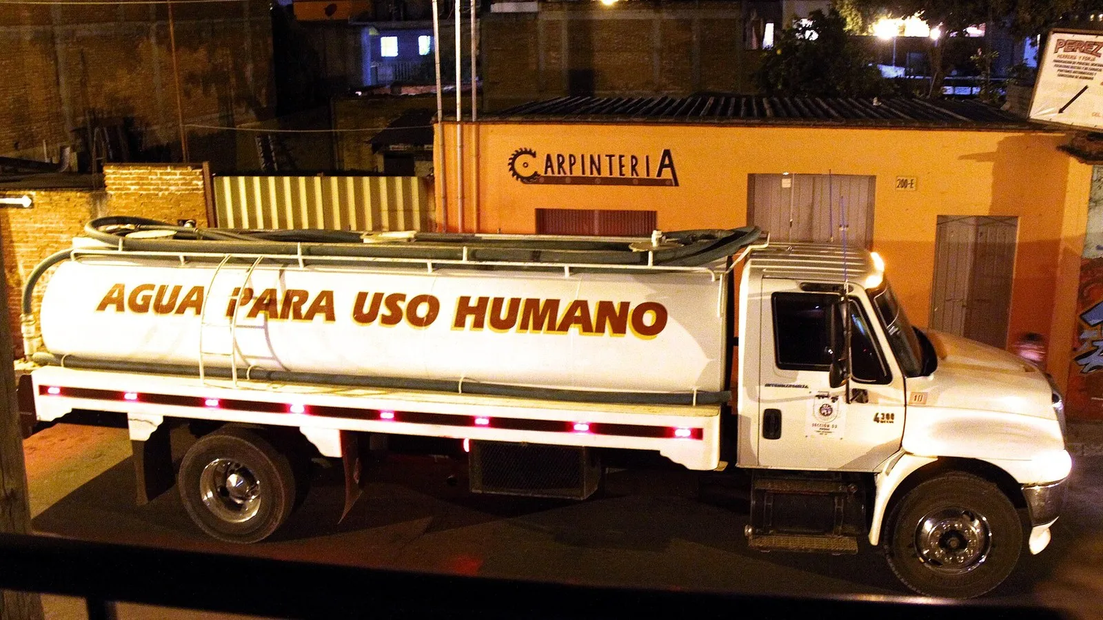 Agua